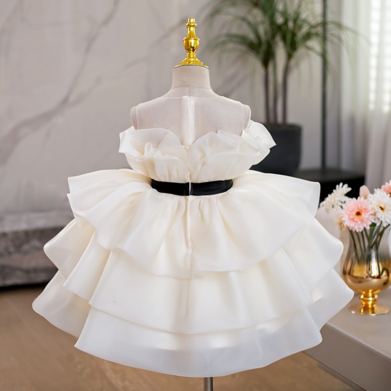 https://fulmo-img-server.com/petitdress/0d5e08d1-1b8a-40ee-b6ef-8408cd60ee91.jpg
