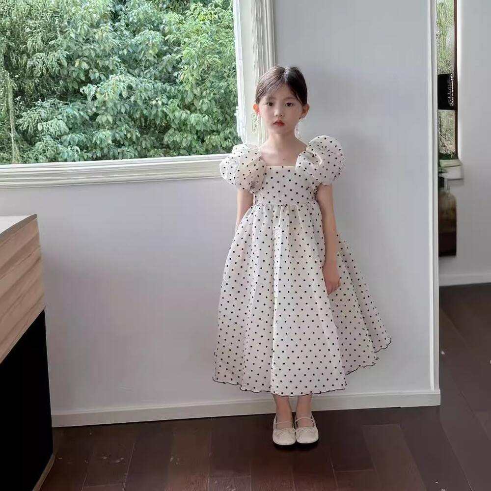 https://fulmo-img-server.com/petitdress/13ee6a1b5b57b299699693693797173b.jpg