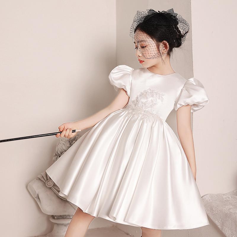 https://fulmo-img-server.com/petitdress/15f99b00-d82c-4450-aeed-3b16e38825c5.jpg