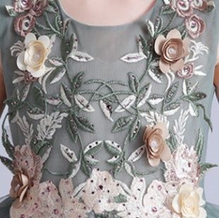 ピアノ発表会ドレス 結婚式用 キッズドレス 女の子 誕生日 お姫様花柄刺繍ワンピース