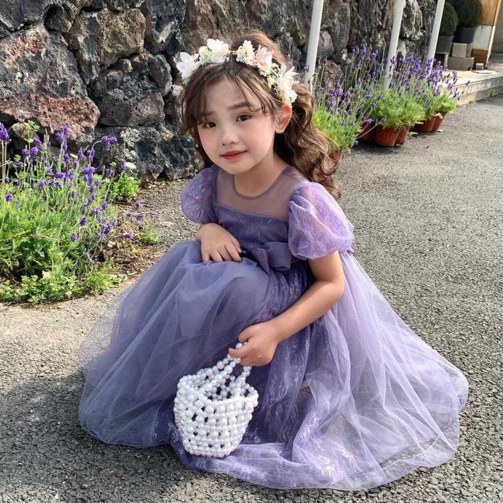 ピアノ発表会 結婚式用 子どもドレス 裾部分に刺繍が贅沢にあしらわれたプリンセス風ドレス