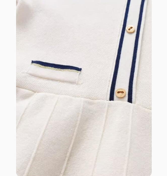 https://fulmo-img-server.com/petitdress/18eb4bd991e78a9833232044aa362c32.jpg