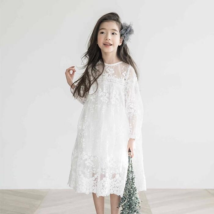 https://fulmo-img-server.com/petitdress/1a68542bcbe3053e3e35a7b1d1bd150d.jpg