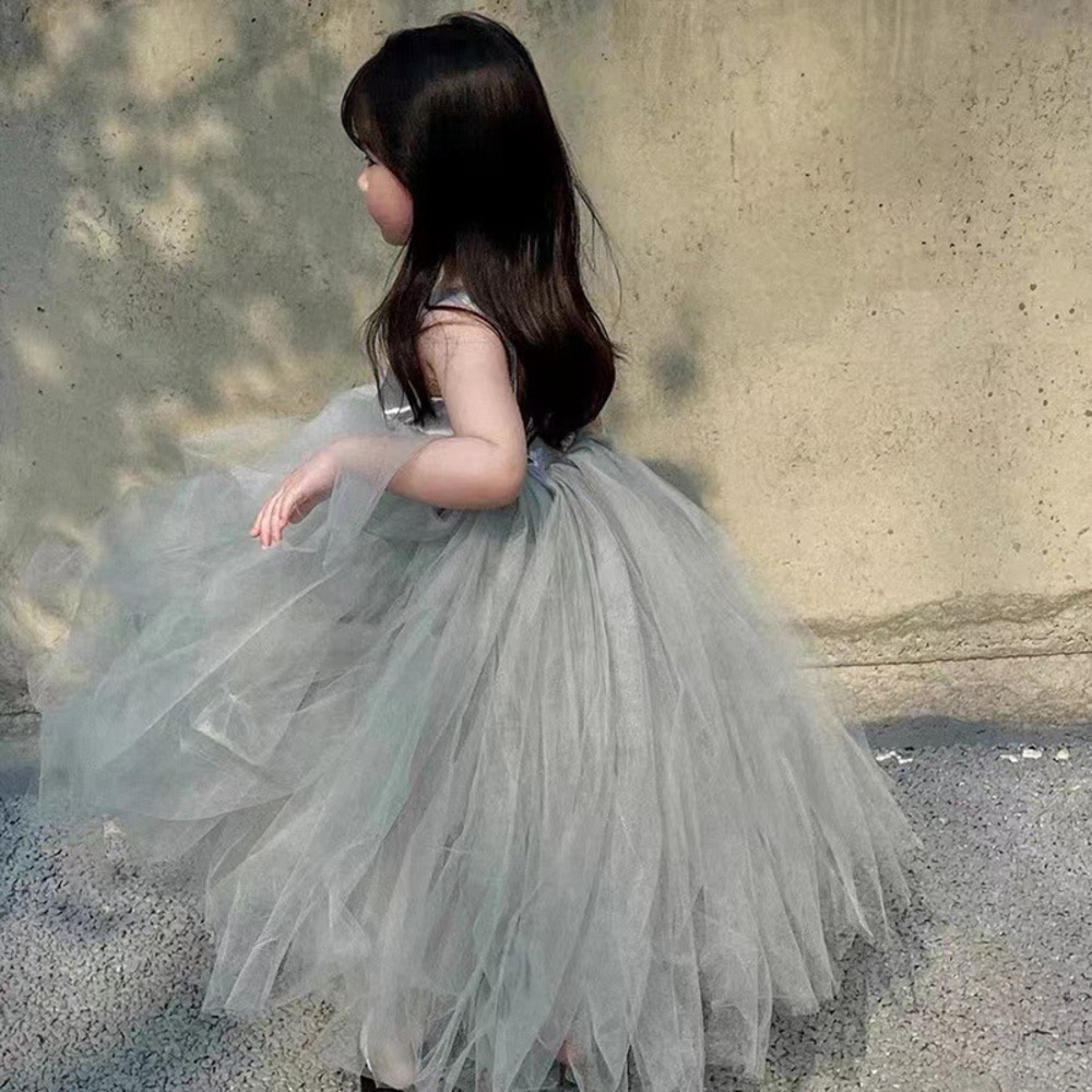 https://fulmo-img-server.com/petitdress/21b52e7fd0946daf39517c3ba8c693d5.jpg