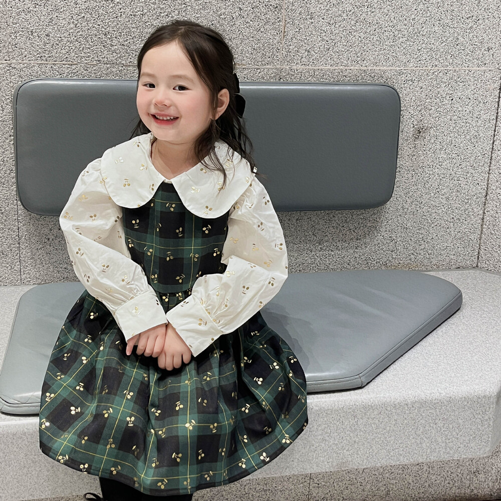https://fulmo-img-server.com/petitdress/239af09ceaa449559220d83c095b7ab4.jpg