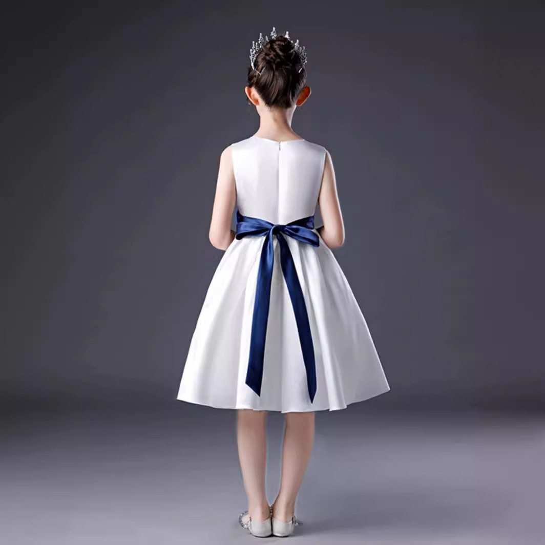 https://fulmo-img-server.com/petitdress/26873d6a-2d57-47e8-99db-2b47749d18b4.jpg
