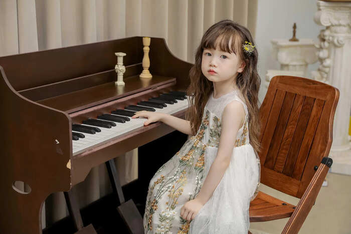 https://fulmo-img-server.com/petitdress/2768ba81058dda43a422449dab9eec91.jpg