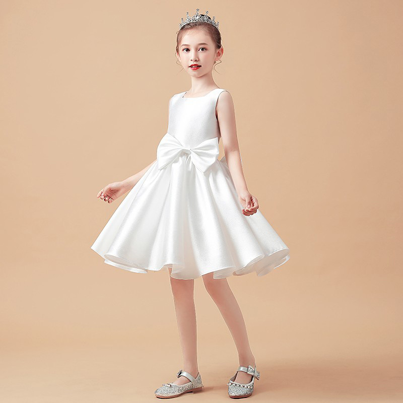 https://fulmo-img-server.com/petitdress/2a63d0b4-2909-4bba-8200-93f5afca30a6.jpg