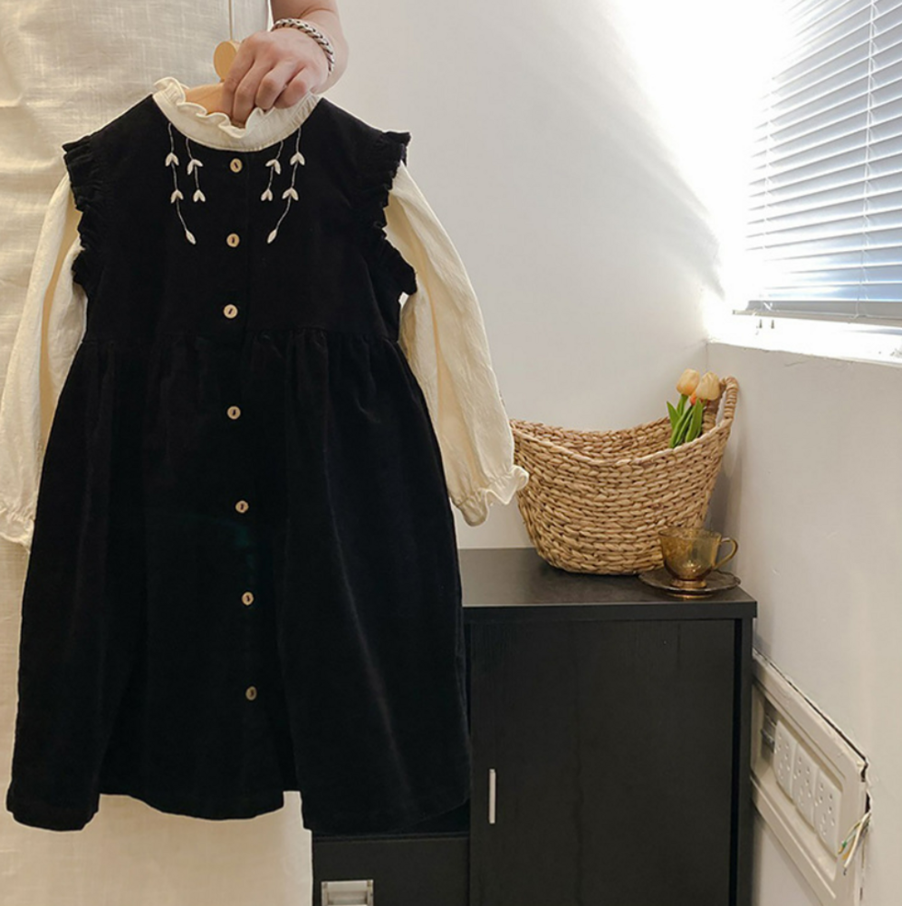 https://fulmo-img-server.com/petitdress/3bcea35b3d64651a5dcb815702605247.png