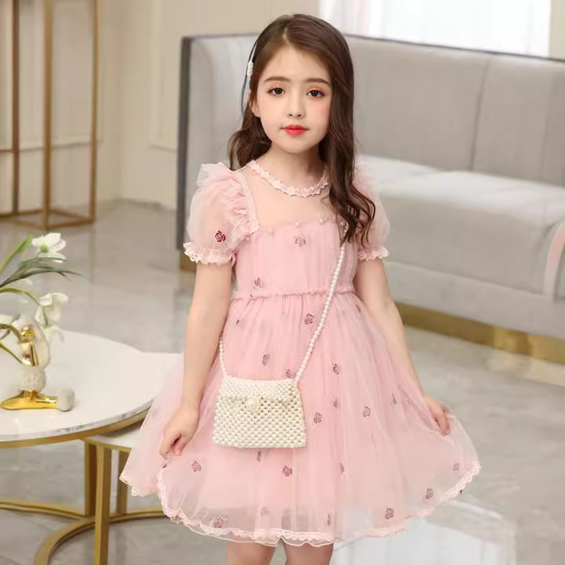 https://fulmo-img-server.com/petitdress/3cb71320-162f-4244-8456-198e457fffb1.jpg