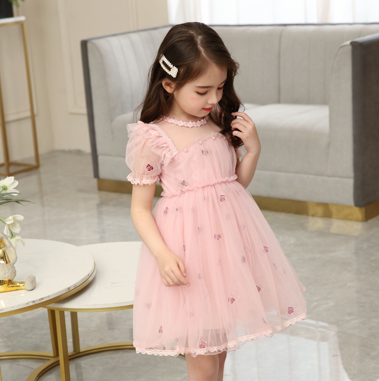 https://fulmo-img-server.com/petitdress/3de2810c-fe99-40df-b4fe-3e9727769475.jpg