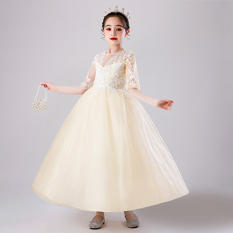 https://fulmo-img-server.com/petitdress/3e33656a-80a3-44fb-ab9a-31b12f7346a9.jpg