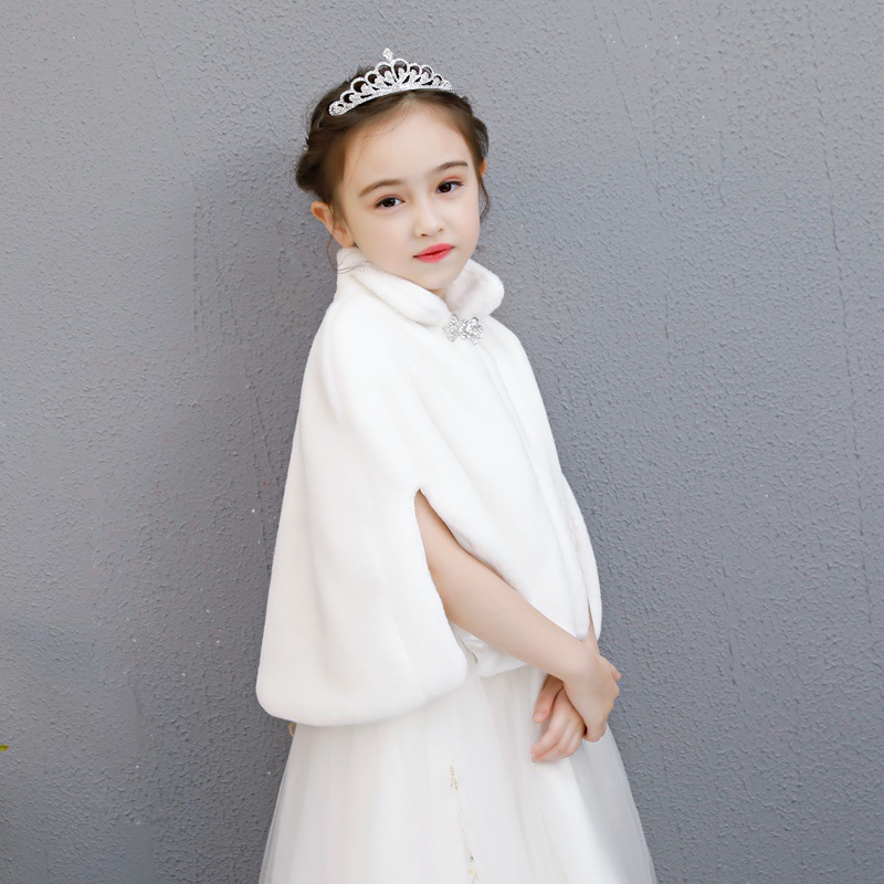 https://fulmo-img-server.com/petitdress/3ef9354a-f1f8-4e7b-88dd-4e61ee2f06c6.jpg