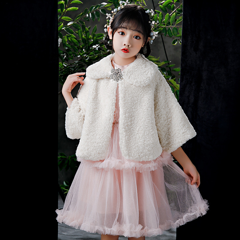 https://fulmo-img-server.com/petitdress/443c5bb4-cc18-4a17-ad69-1cab037d2c81.jpg
