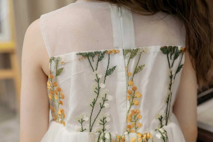 https://fulmo-img-server.com/petitdress/49261c49b3c10f35d5cb0c26b30c621f.jpg