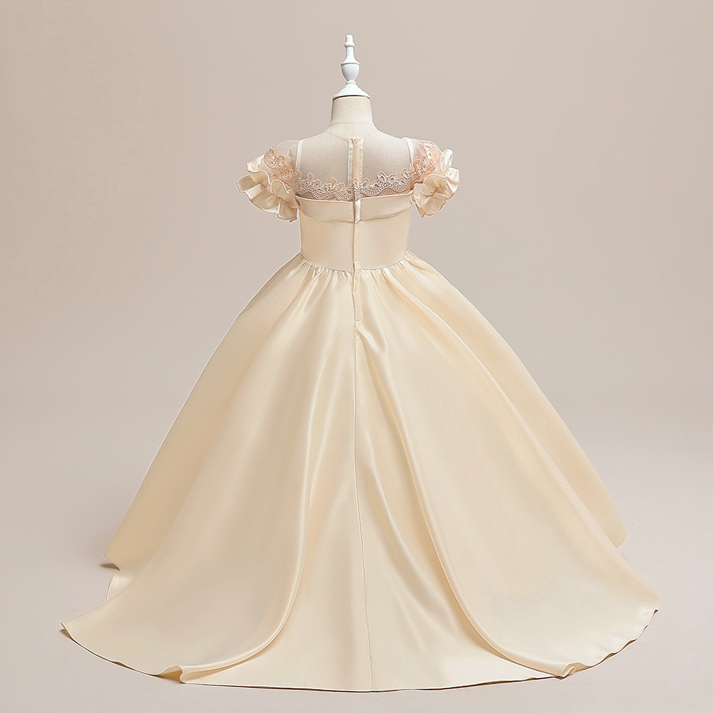 https://fulmo-img-server.com/petitdress/4e03c03a-cea7-496e-8f47-e3a124b66db0.jpg