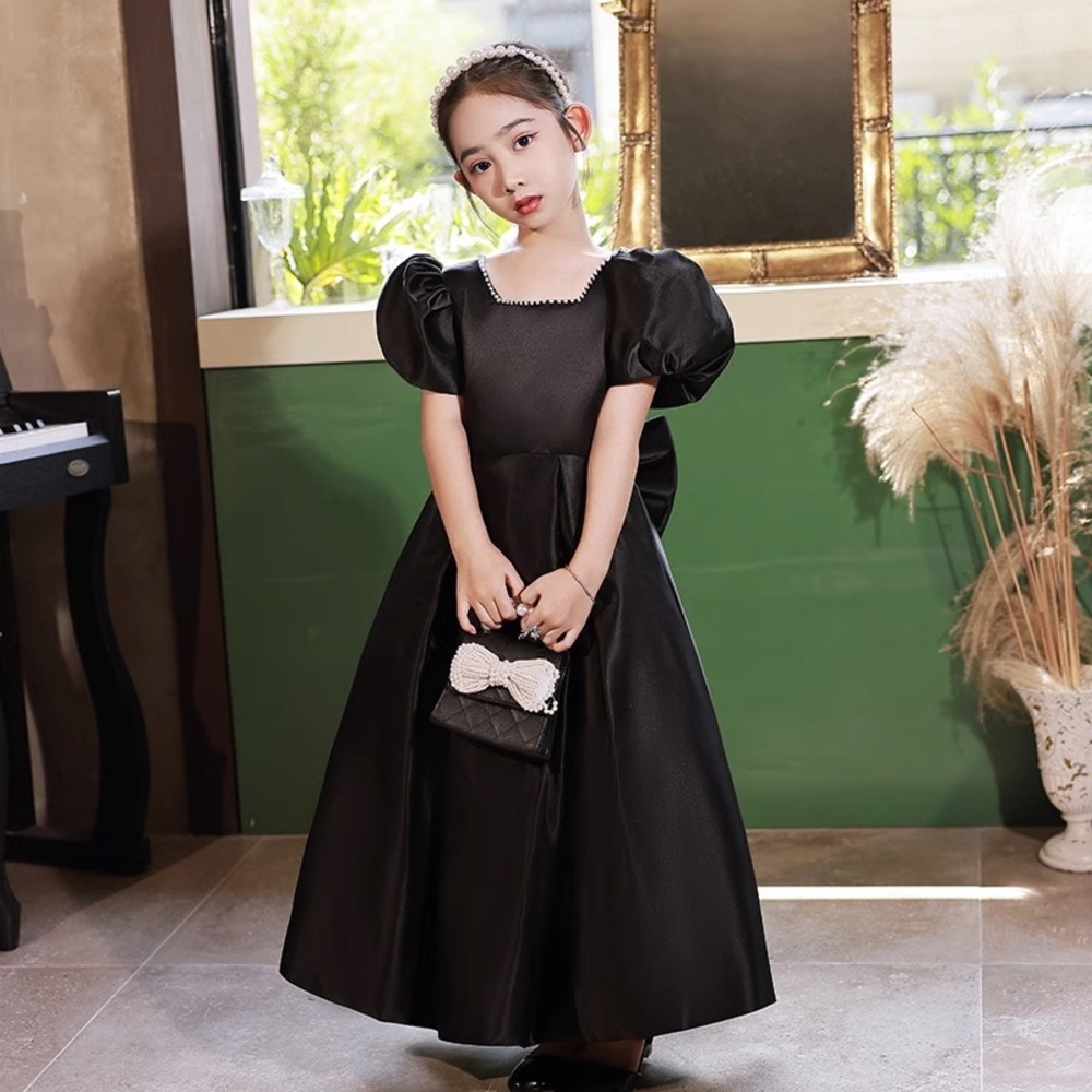 https://fulmo-img-server.com/petitdress/4e8fb1326741bb466935f5f448df65be.jpg