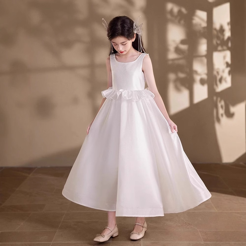 https://fulmo-img-server.com/petitdress/4f6886ab-79e0-49f4-9a52-173fda80c388.jpg