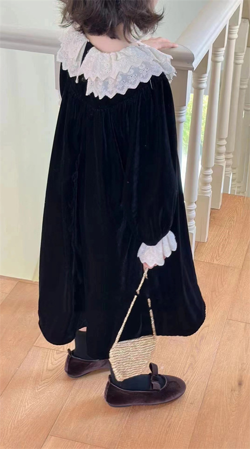 ピアノ発表会用ワンピース 韓国風ベロア素材 白襟フリル 長袖ワンピース