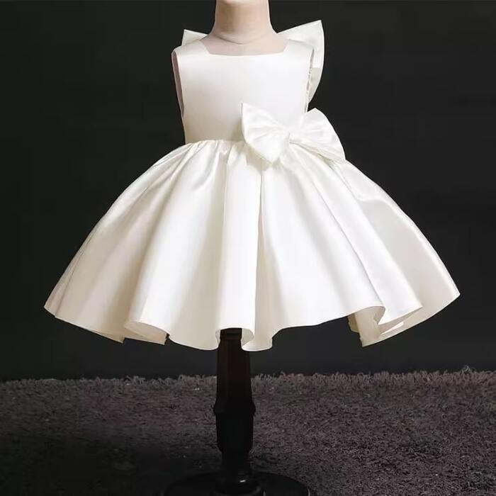 https://fulmo-img-server.com/petitdress/5044c8abab367b6363cc5aa03b20bb54.jpg