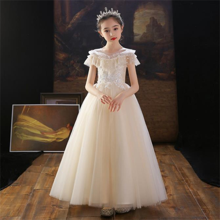 https://fulmo-img-server.com/petitdress/59ae51f3-0dbb-4106-81ef-44178816c490.jpg