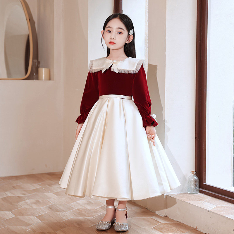 https://fulmo-img-server.com/petitdress/5ec22ed5-c35a-4610-9f39-ffe4f6d17d4b.jpg