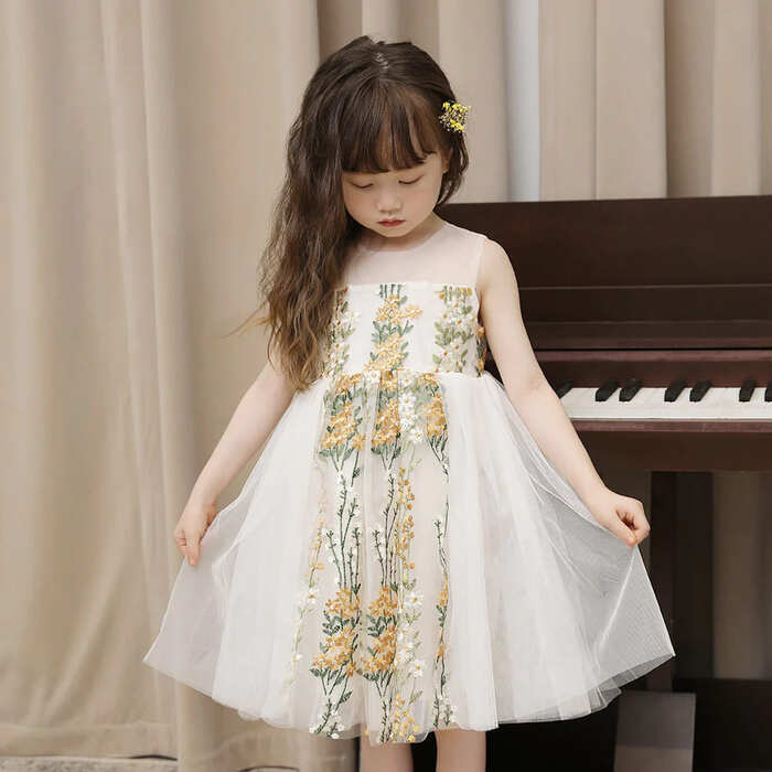 https://fulmo-img-server.com/petitdress/612d51241098e6de4f14662a5a74c2ee.jpg