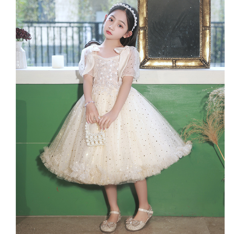 https://fulmo-img-server.com/petitdress/61745e37-36ae-41f7-a8a1-45364522406a.jpg