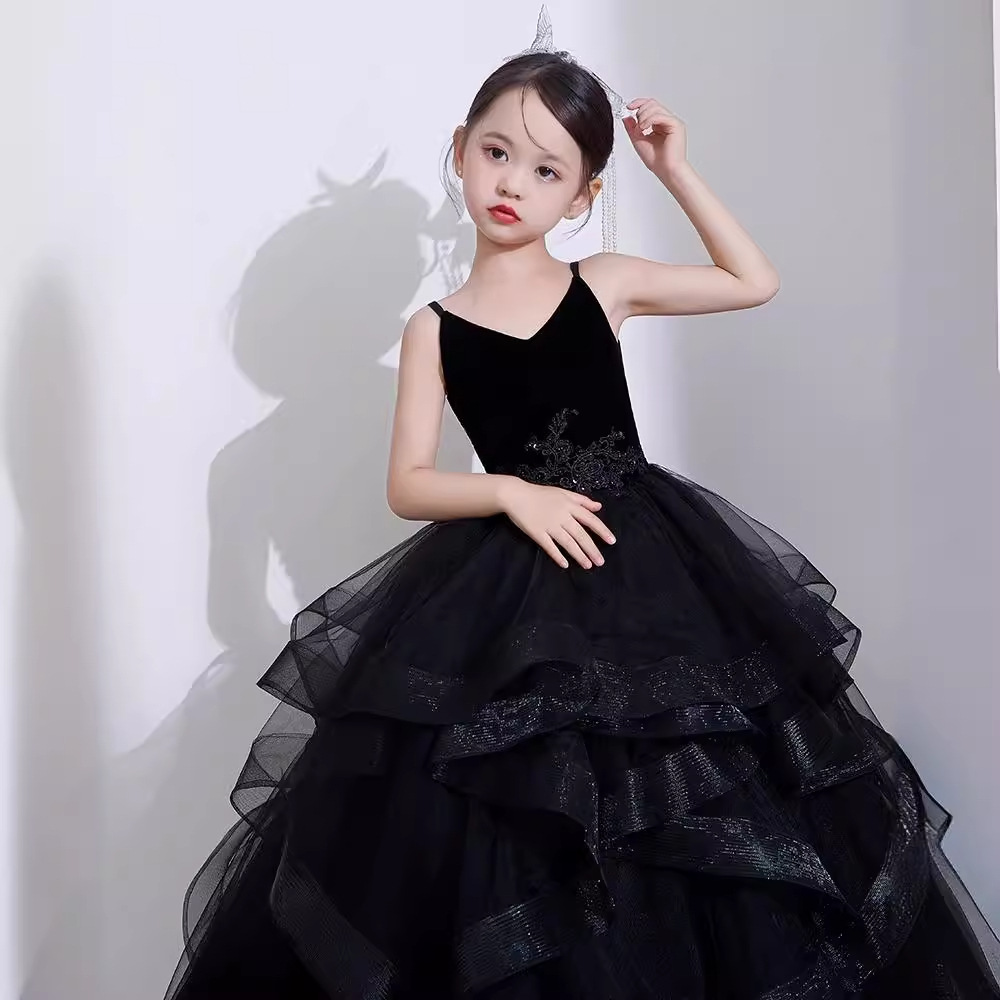 https://fulmo-img-server.com/petitdress/63bc0828-5a40-43e2-b1f3-3a5a1b21095c.jpg