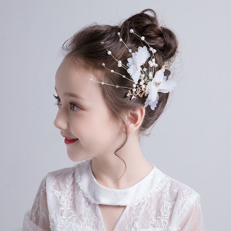 ピアノ発表会ドレス 花びらとパールのヘアアクセサリー