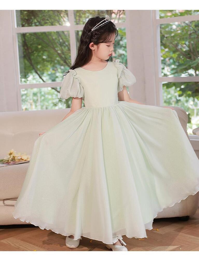 https://fulmo-img-server.com/petitdress/66e84da6e7aa0e00e45c41b705c2a8d6.jpg