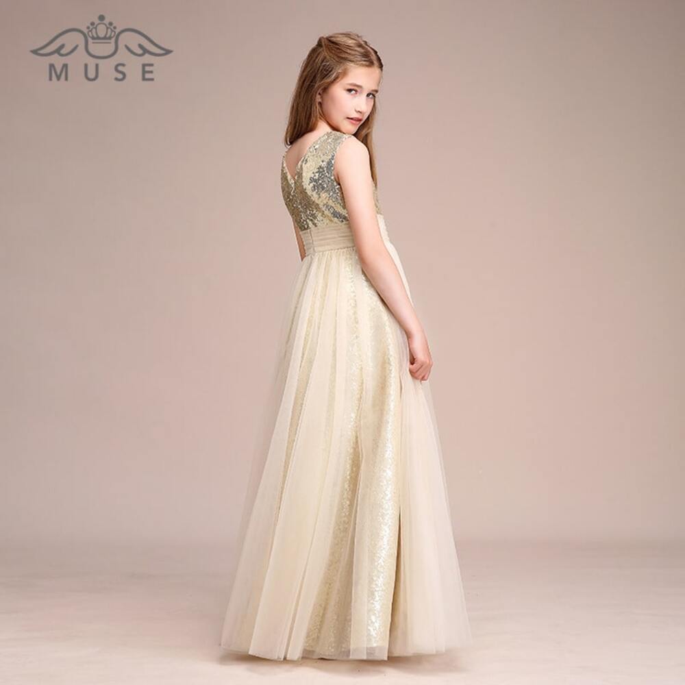 https://fulmo-img-server.com/petitdress/732ba3db7ffd403379238af646e5db84.jpg