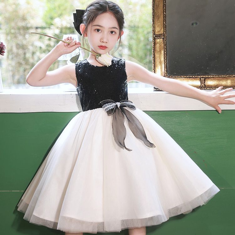 https://fulmo-img-server.com/petitdress/75558ed5-a6a6-4ba6-8d3f-0ea32f745ab2.jpg
