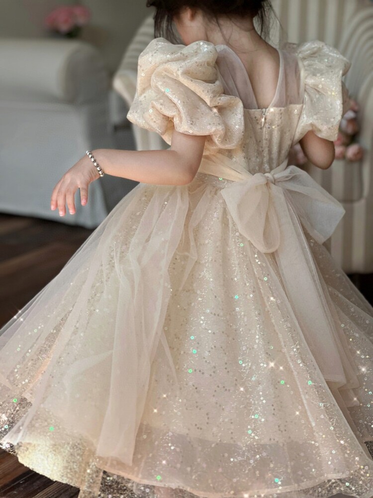 ピアノ発表会 結婚式用 子どもドレス ベージュパフスリーブキッズ