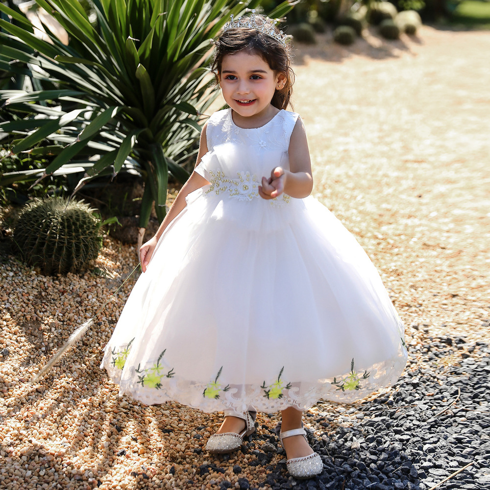 https://fulmo-img-server.com/petitdress/7d3716771cec4f4f267fefbad838885f.jpg