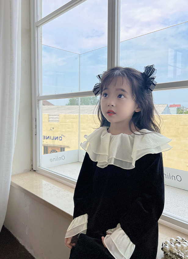 https://fulmo-img-server.com/petitdress/7e47895b-2cb9-47f2-99d0-e2533a205a86.jpg