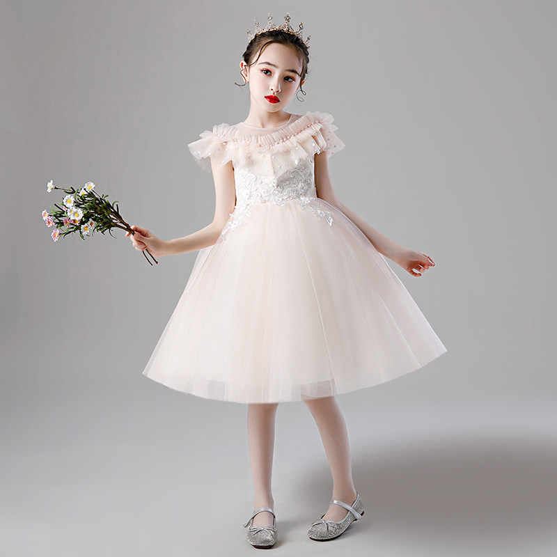 https://fulmo-img-server.com/petitdress/81cdd6a1-3df3-4416-be59-19e2cce2c8ef.jpg