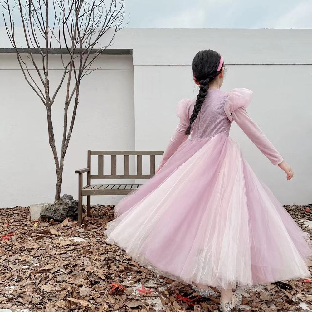 https://fulmo-img-server.com/petitdress/851bcd6d83a7dc849e23021569f15f64.jpg
