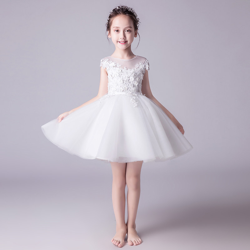 https://fulmo-img-server.com/petitdress/88cb0234-e600-4119-a4e2-4d56c990fc19.jpg