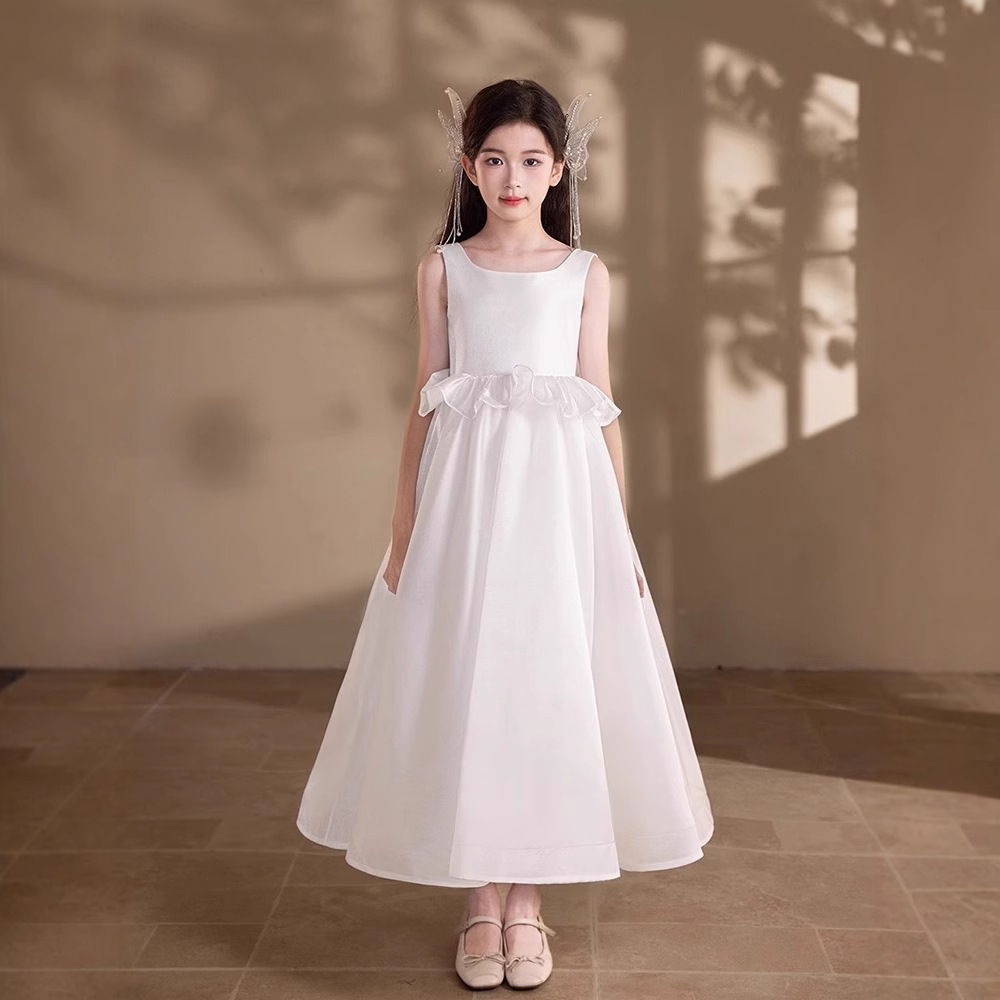 https://fulmo-img-server.com/petitdress/8eae6b39-33d0-4419-9c6d-51951250157d.jpg