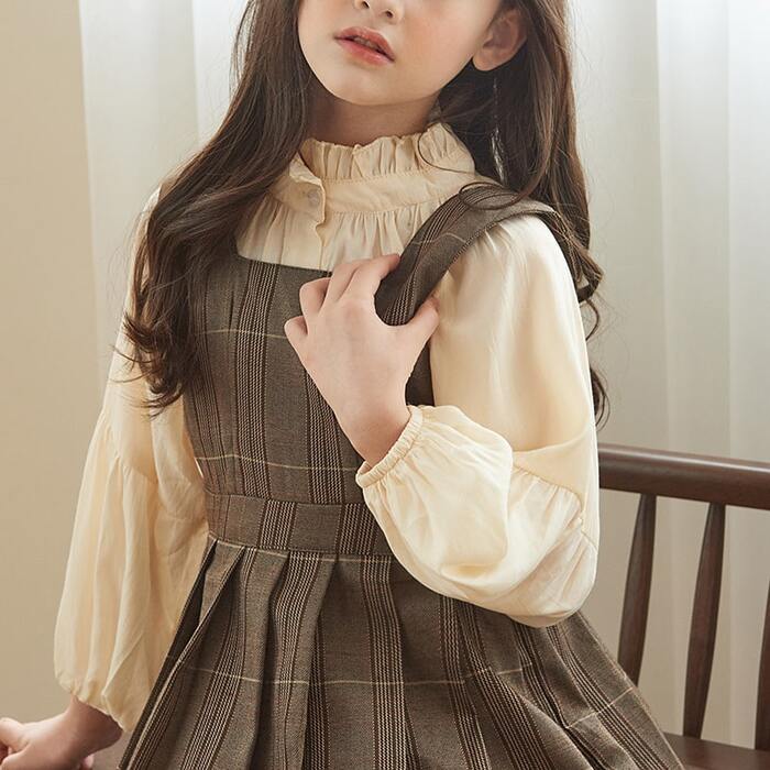 https://fulmo-img-server.com/petitdress/946991612a9dc3cd8636caf23f0a7e30.jpg