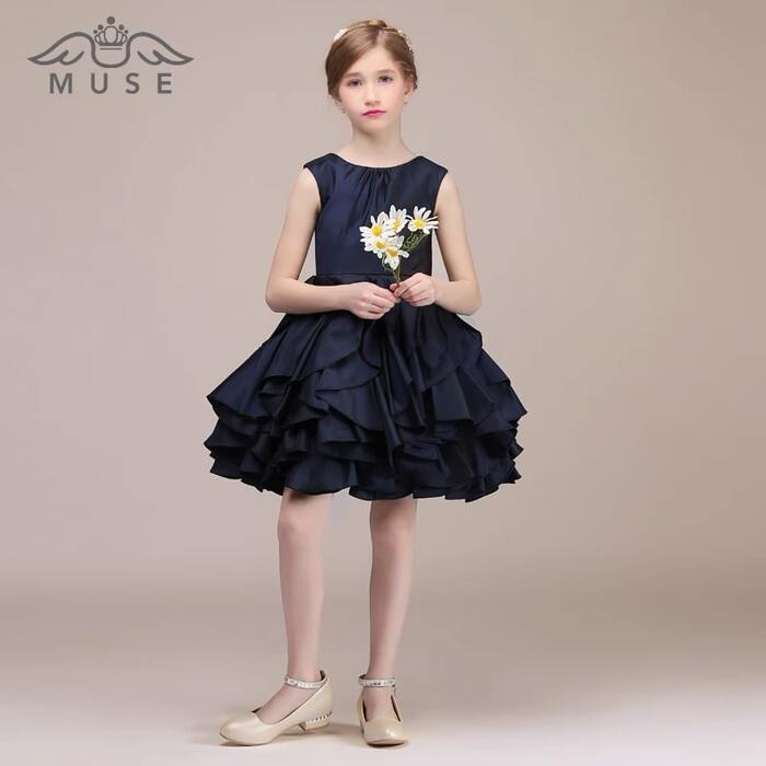 https://fulmo-img-server.com/petitdress/97c11e283b0b53cf2a6494399cefc435.jpg