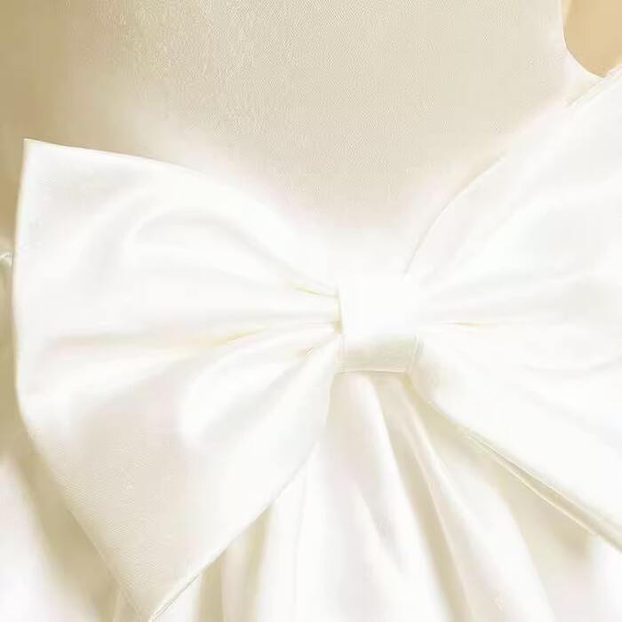 https://fulmo-img-server.com/petitdress/9c8552d1260845e526f39a296dc5c126.jpg