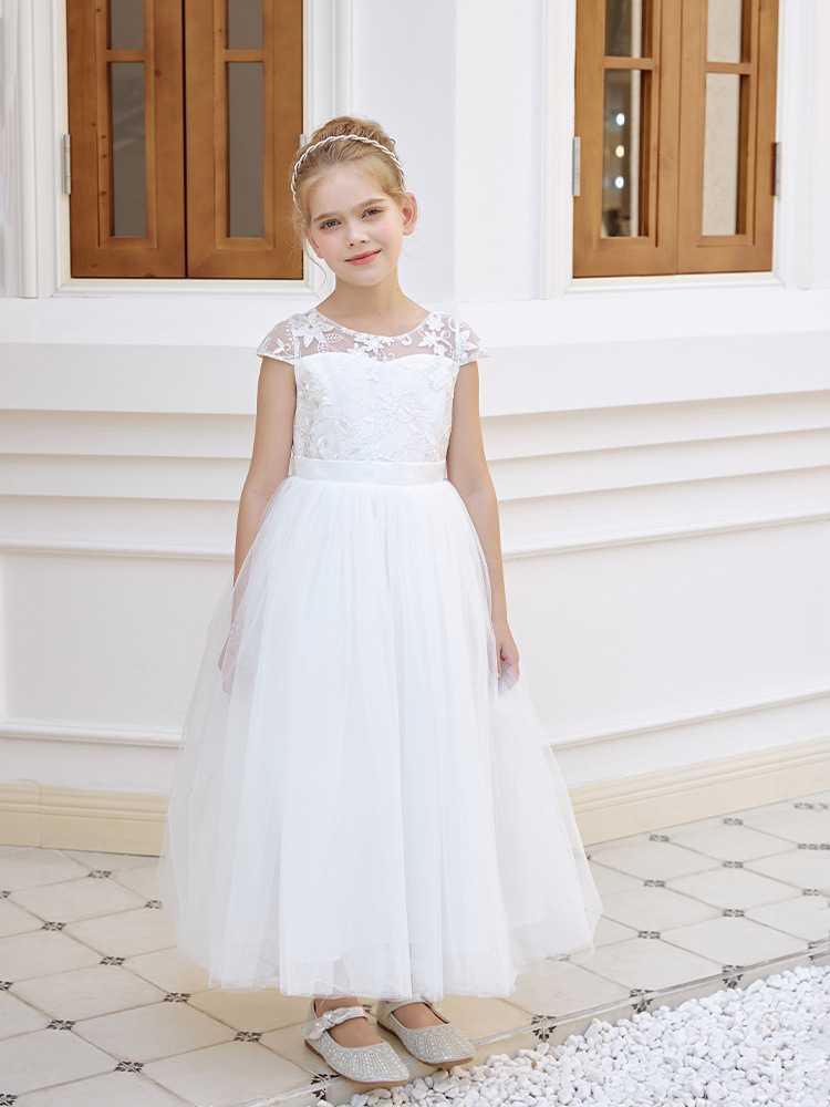 https://fulmo-img-server.com/petitdress/9e16f03e-fb20-45d4-a02c-d5907974f798.jpg