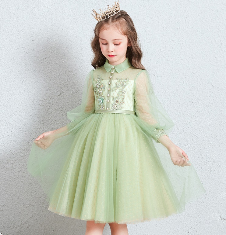 https://fulmo-img-server.com/petitdress/9e37811a-4909-4635-a622-12ad99f18676.jpg