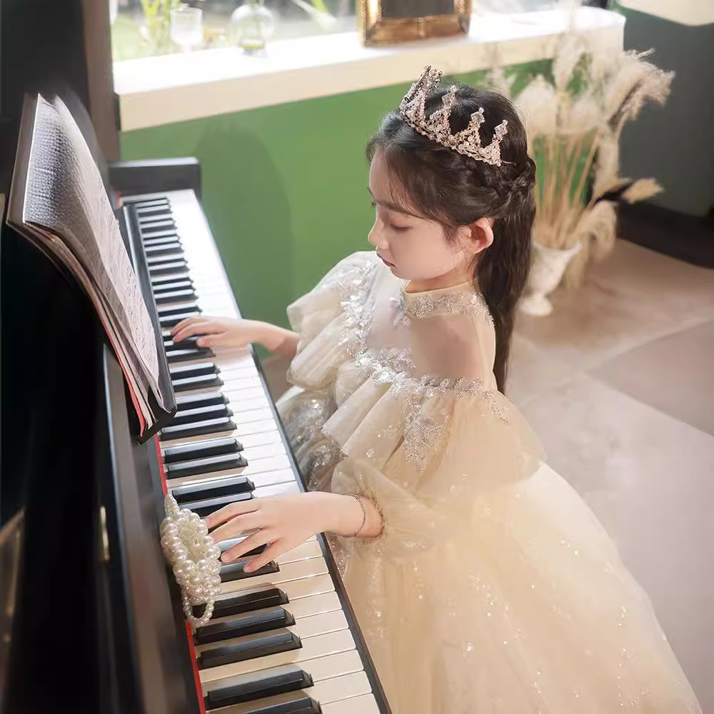 https://fulmo-img-server.com/petitdress/b0acb0ab-fe4d-43f5-8bb7-319af58b9138.jpg