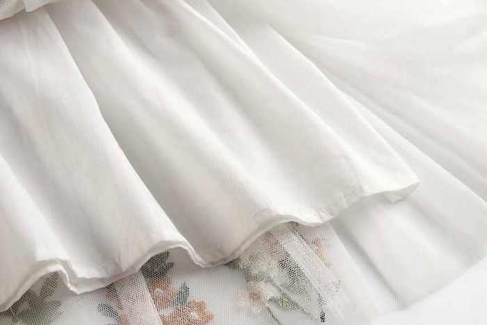 https://fulmo-img-server.com/petitdress/b2285bd09b8bf8c37890c60a94eb768f.jpg