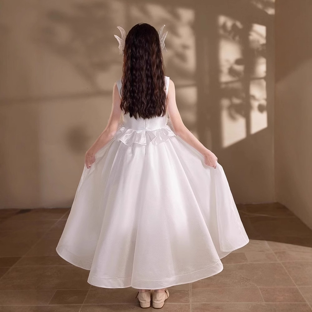 https://fulmo-img-server.com/petitdress/b30ec0d0-fdc6-44f9-a504-2b839ccbe92a.jpg