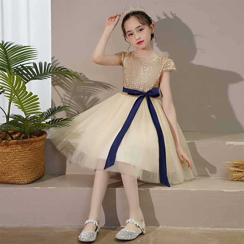 https://fulmo-img-server.com/petitdress/b7aef688-61d0-4bcd-8182-b48a0989bd90.jpg