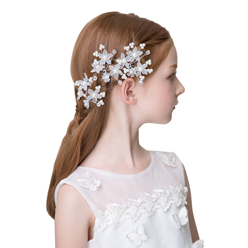 https://fulmo-img-server.com/petitdress/b7e9da43-4ff1-4995-9af2-735e59e5b80c.jpg